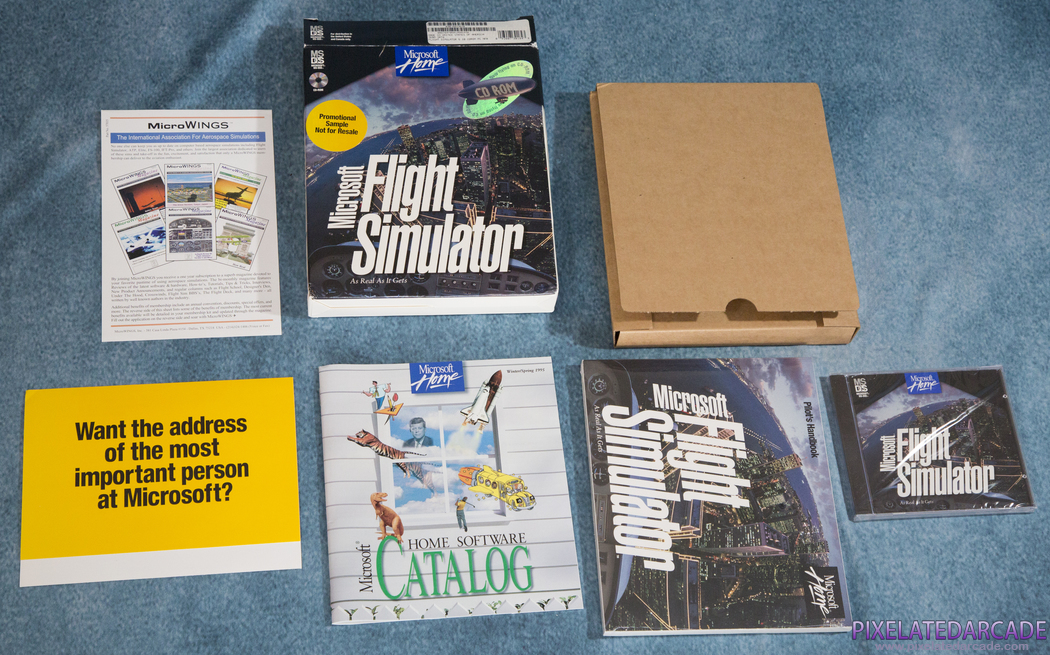 Microsoft Flight Simulator (v5) Cover Art: Box and Contents