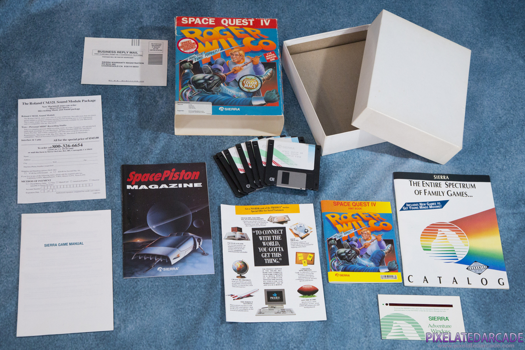 Space Quest IV: Roger Wilco and the Time Rippers Cover Art: Box and Contents Space Quest IV: Roger Wilco and the Time Rippers Cover Art: Box and Contents