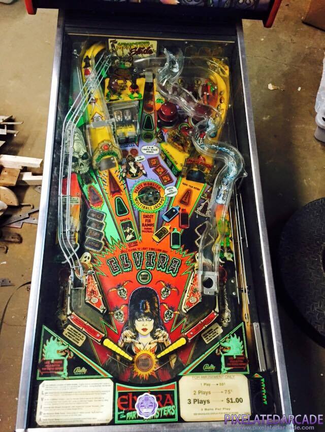 Elvira and the Party Monsters Photo: Elvira and the Party Monsters playfield
