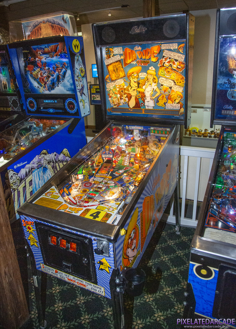 Dr. Dude and His Excellent Ray Photo: Dr. Dude and His Excellent Ray pinball cabinet