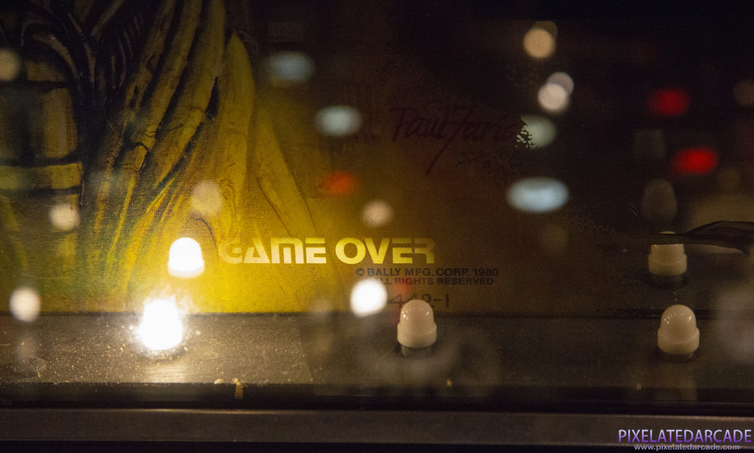Space Invaders Photo: Backglass detail