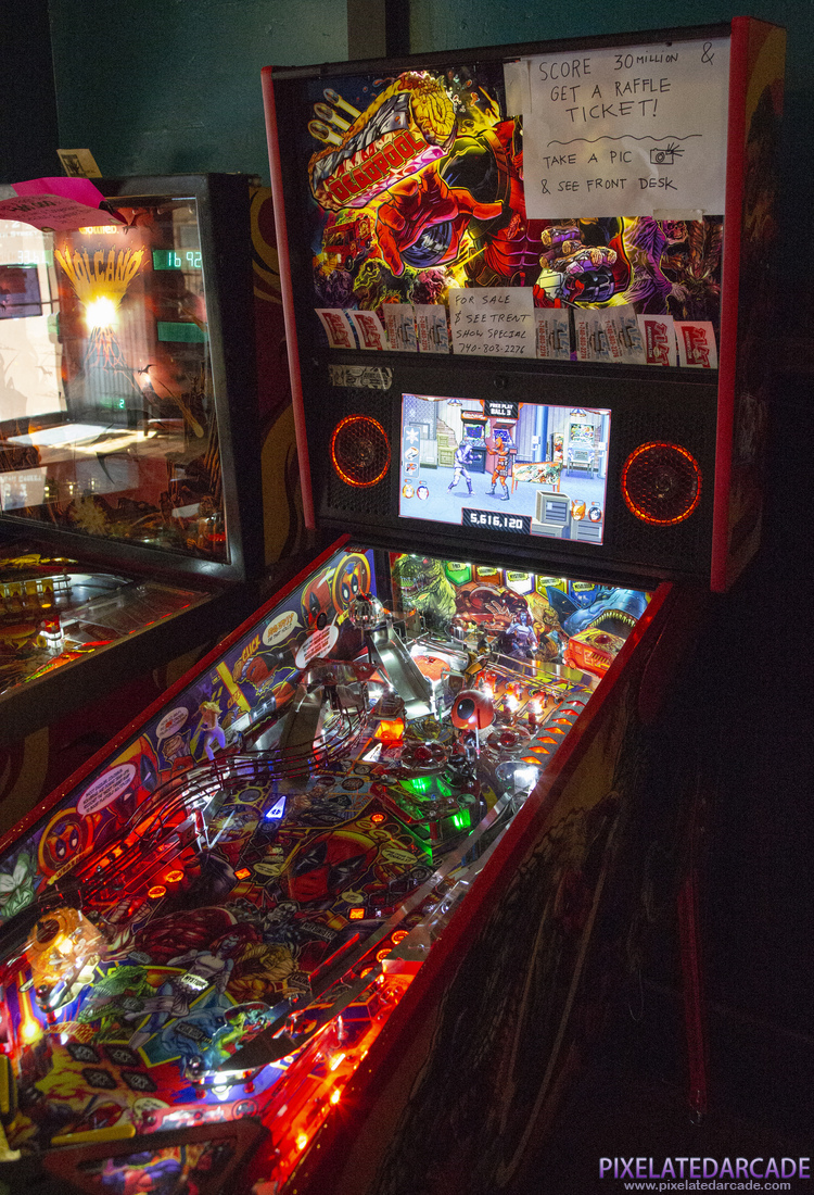 Deadpool Photo: Deadpool - Limited Edition cabinet