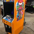 Donkey Kong Junior arcade cabinet - Side