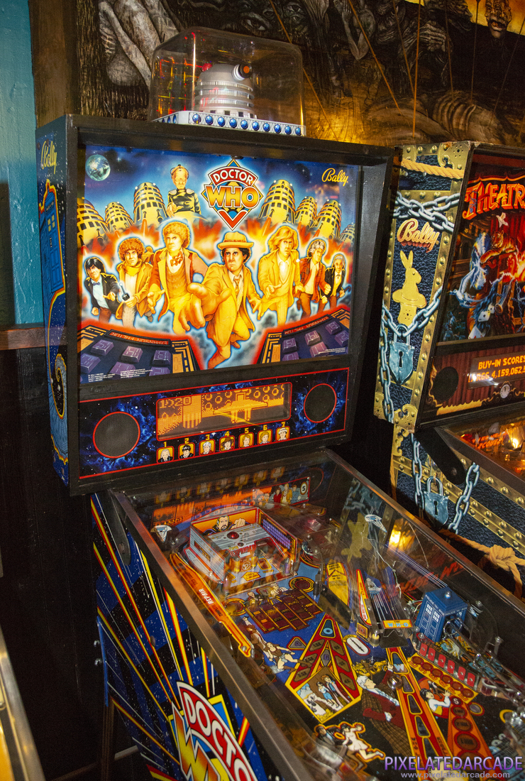 Doctor Who Photo: Doctor Who pinball cabinet - Upper playfield and backbox