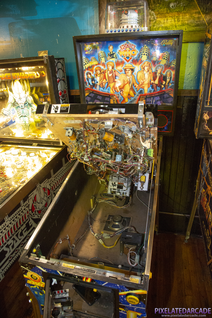 Doctor Who Photo: Doctor Who pinball cabinet - Inside