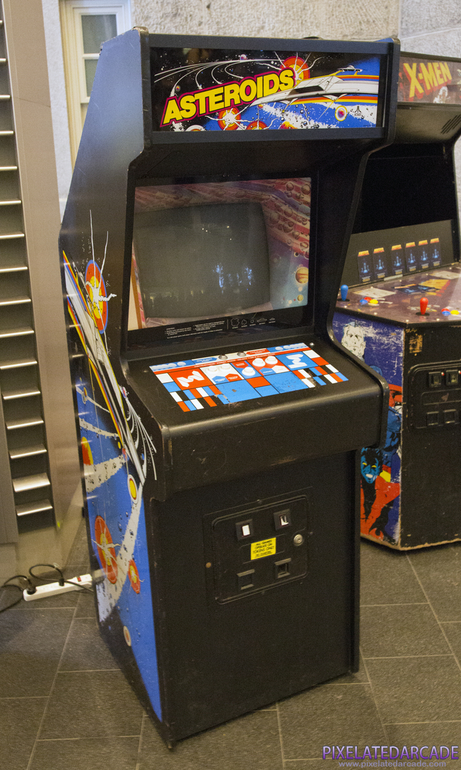 Asteroids Photo: Asteroids arcade cabinet