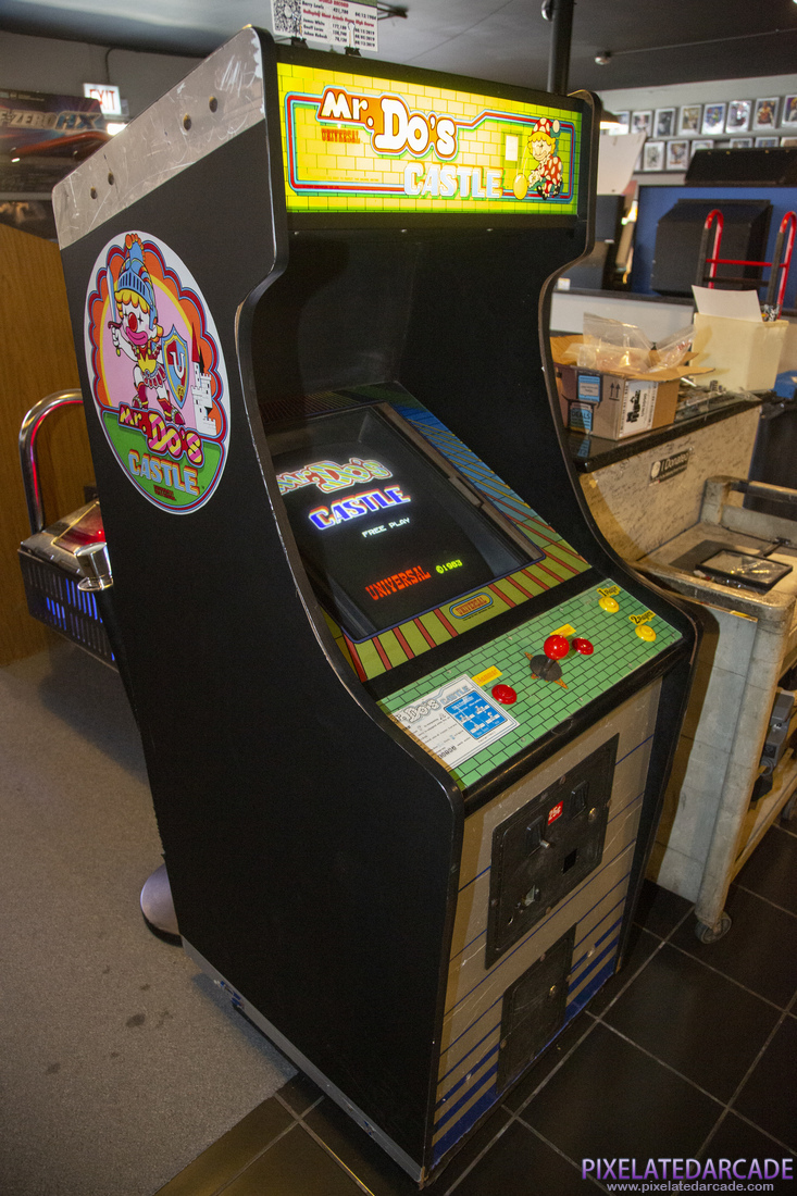 Mr. Do!'s Castle Photo: Mr. Do!'s Castle arcade cabinet