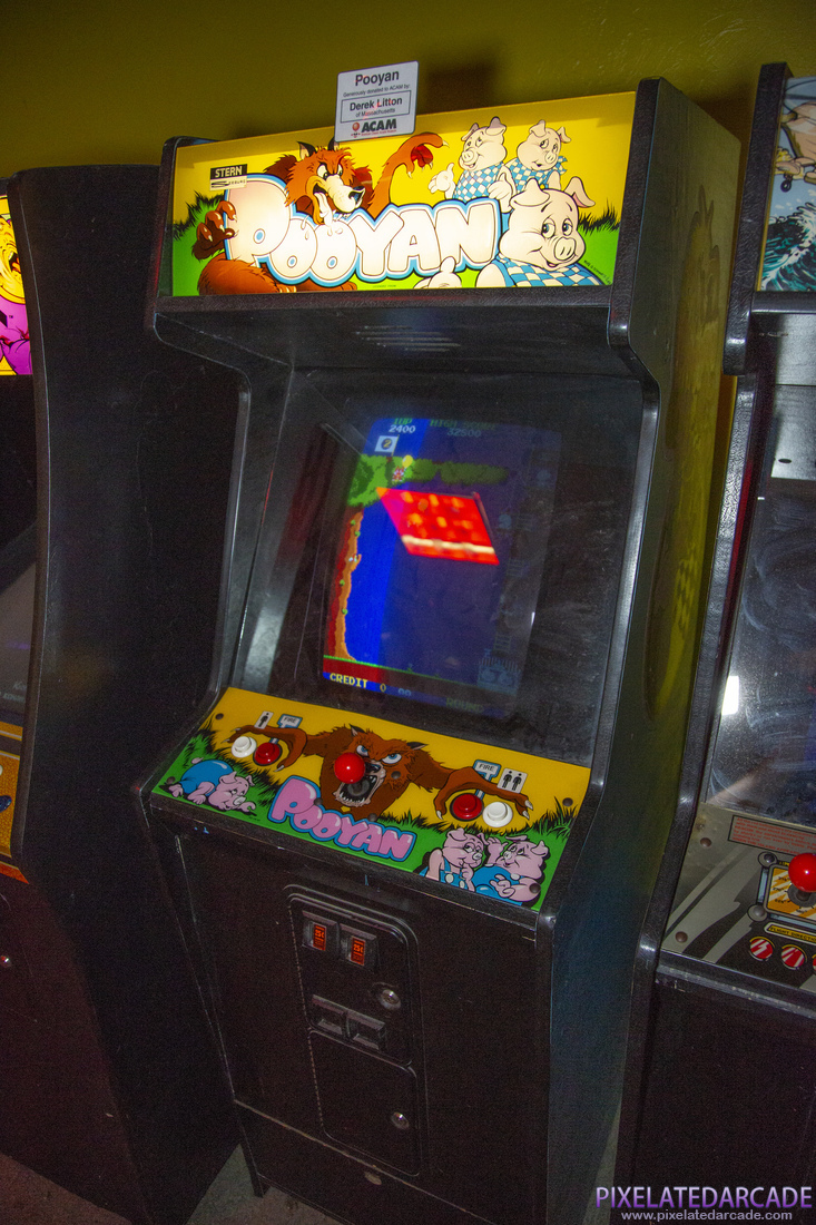 Pooyan Photo: Pooyan arcade cabinet
