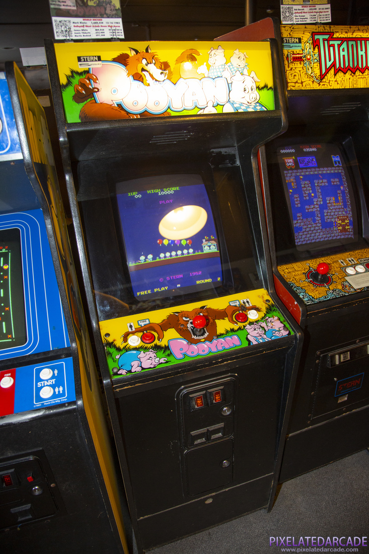 Pooyan Photo: Pooyan arcade cabinet
