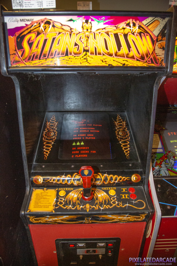 Satan's Hollow Photo: Satan's Hollow arcade cabinet - Front