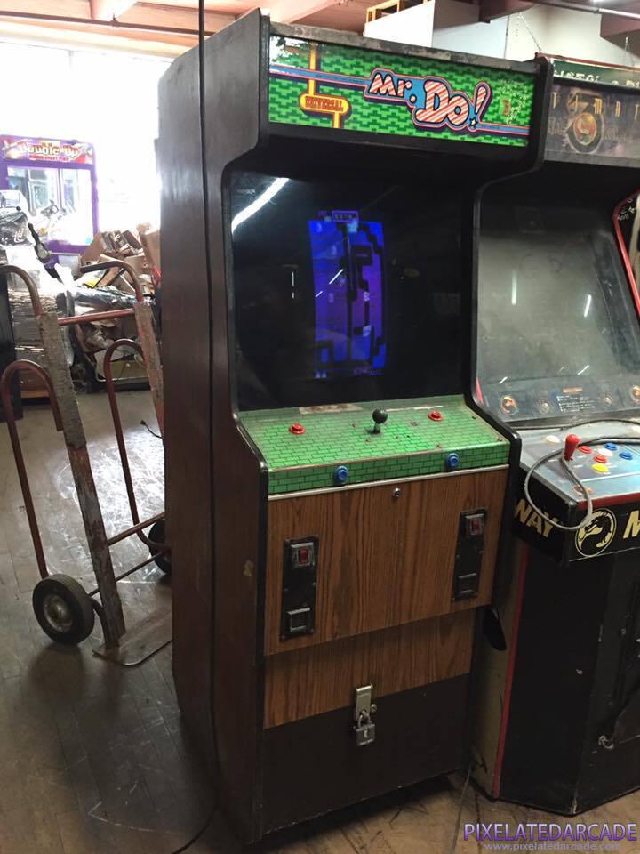 Mr. Do! Photo: Mr. Do! in Zaxxon cabinet