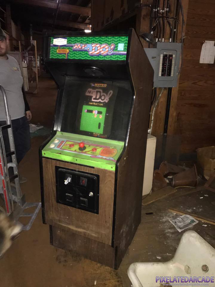 Mr. Do! Photo: Mr. Do! arcade cabinet