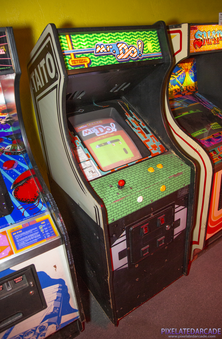 Mr. Do! Photo: Mr. Do! in QIX cabinet