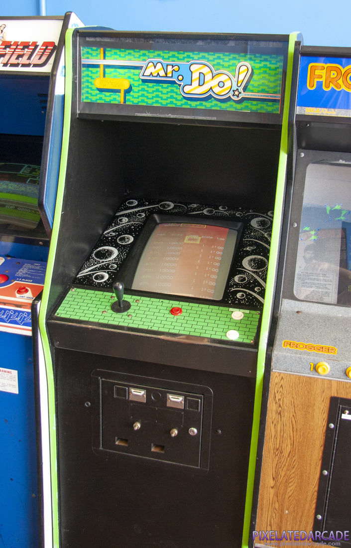 Mr. Do! Photo: Mr. Do! in Midway cabinet