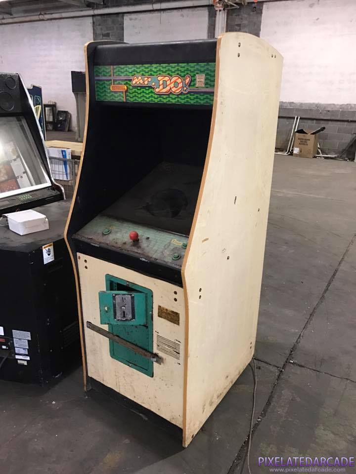 Mr. Do! Photo: Mr. Do! in Namco cabinet