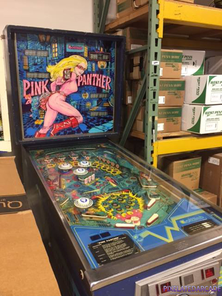 Pink Panther Photo: Playfield and backglass