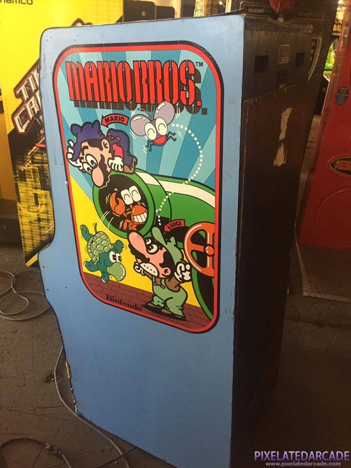Mario Bros. Photo: Mario Bros. arcade cabinet - Side