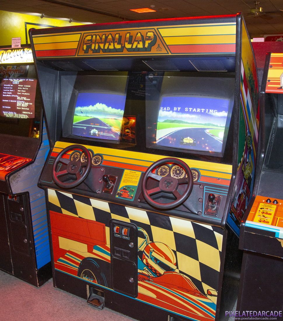 Final Lap Photo: Final Lap arcade cabinet