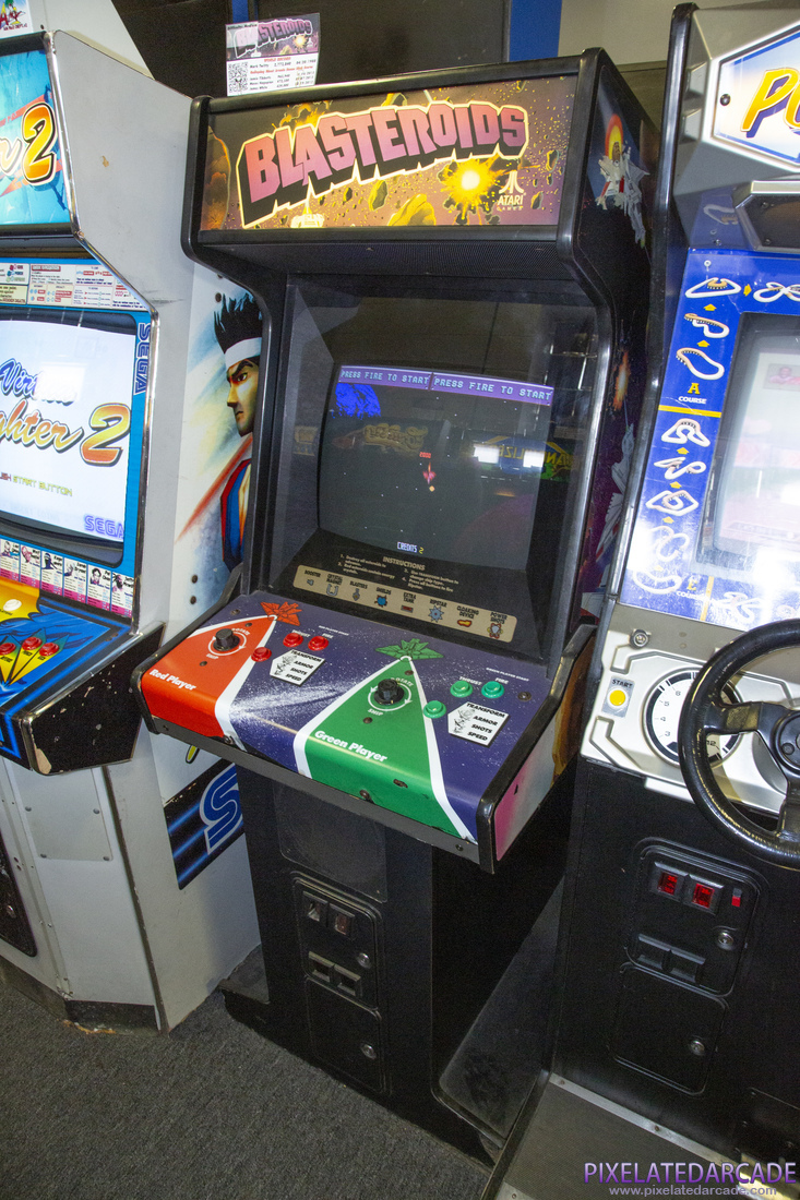Blasteroids Photo: Blasteroids arcade cabinet