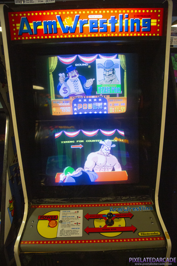 Arm Wrestling Photo: Arm Wrestling arcade cabinet