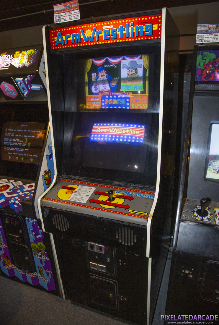 Arm Wrestling Photo: Arm Wrestling arcade cabinet
