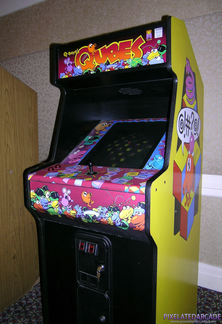 Q*bert's Qubes Photo: Q*bert's Qubes arcade cabinet at Classic Gaming Expo 2005