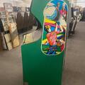 Birdie King II arcade cabinet - Right Side
