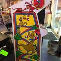 Kangaroo arcade cabinet - Side