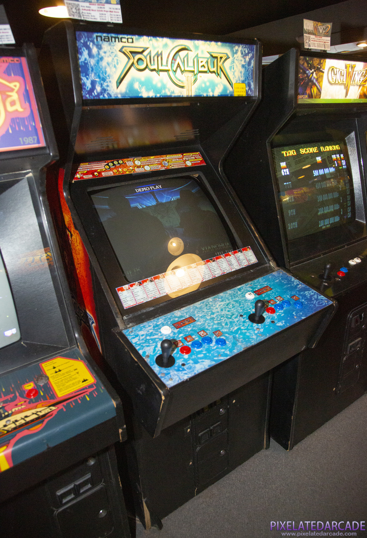 SoulCalibur II Photo: SoulCalibur II arcade cabinet