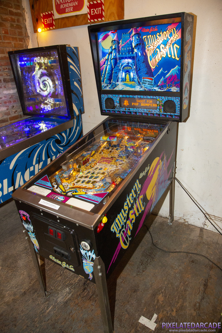 Mystery Castle Photo: Mystery Castle pinball cabinet
