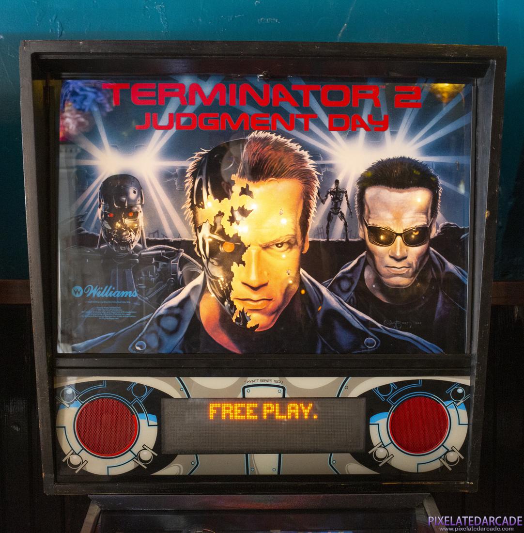 Terminator 2: Judgment Day Photo: Terminator 2 - Backbox