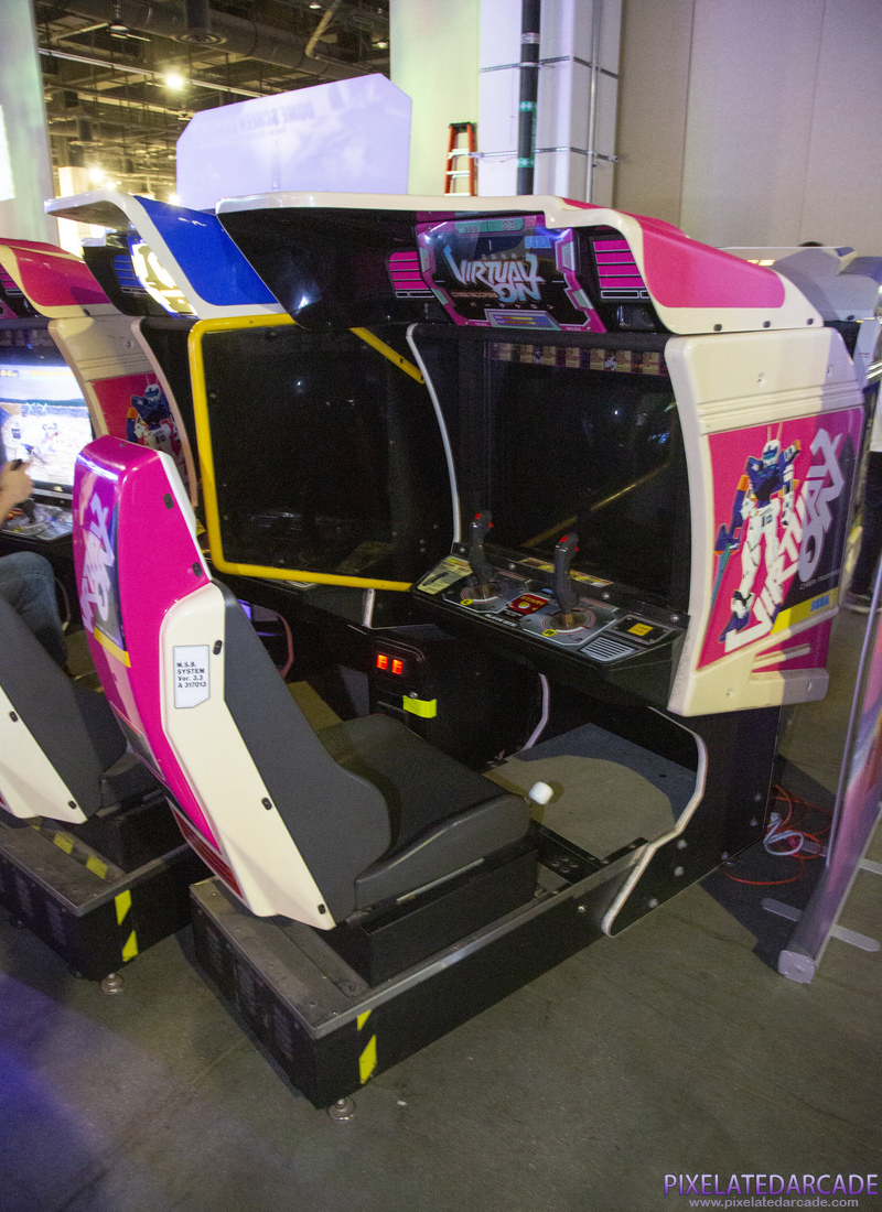 Virtual On: Cyber Troopers Photo: Virtual On arcade cabinets