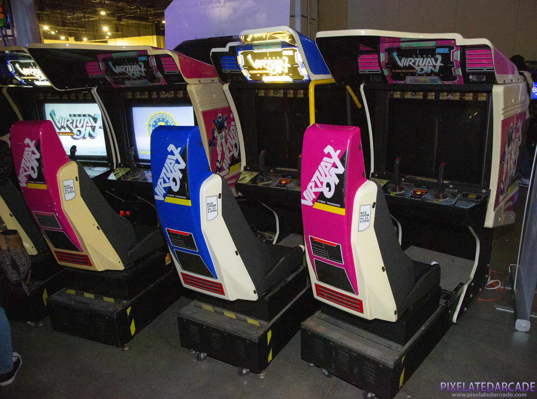 Virtual On: Cyber Troopers Photo: Virtual On arcade cabinets