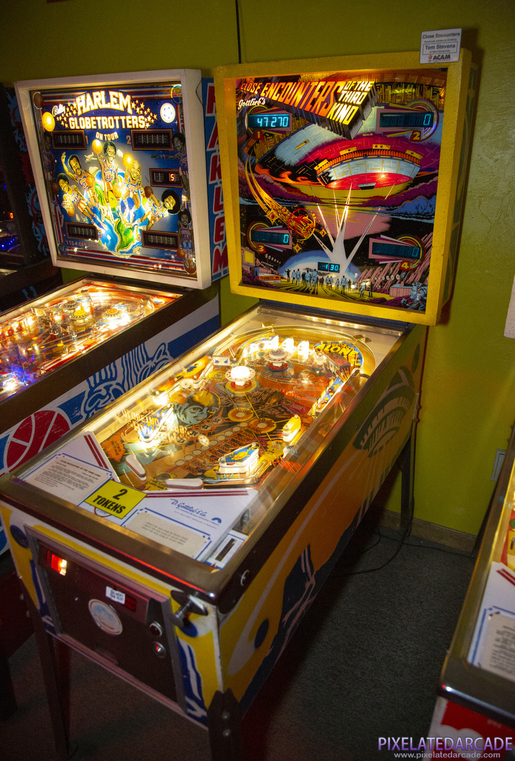 Close Encounters of the Third Kind Photo: Close Encounters of the Third Kind pinball cabinet
