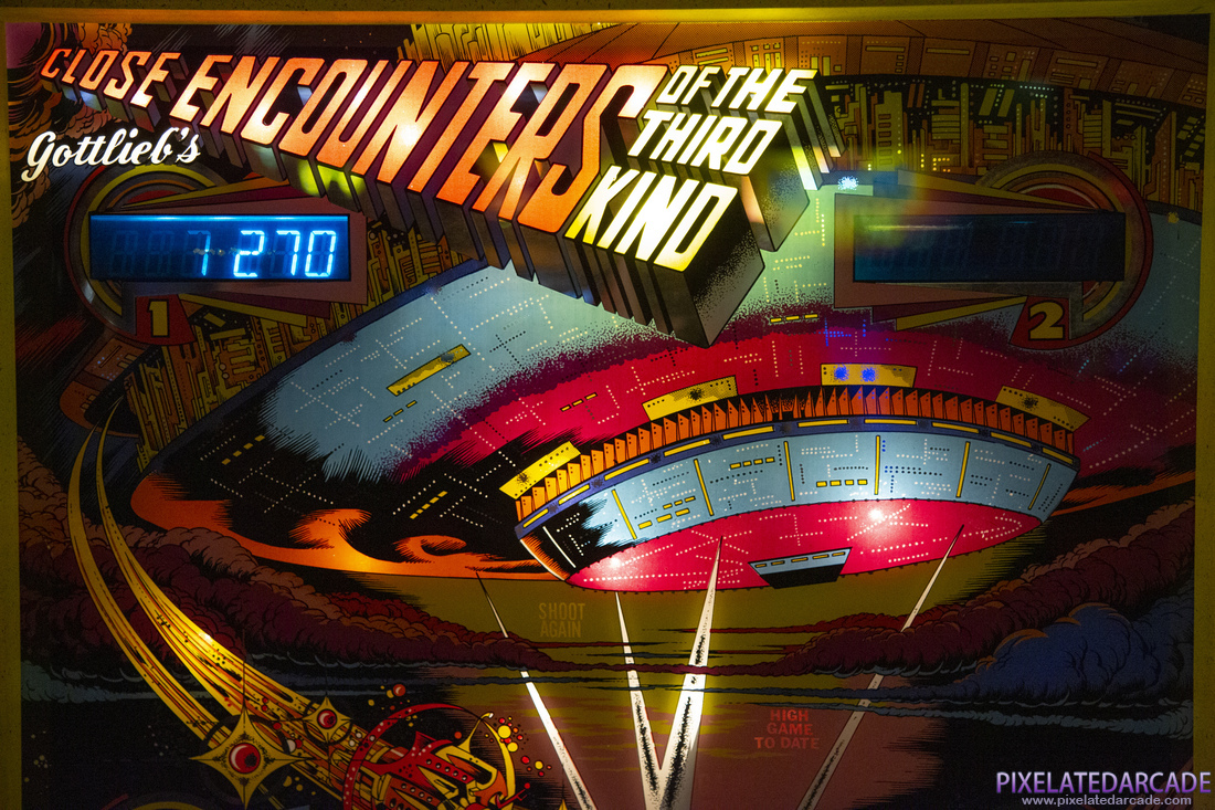 Close Encounters of the Third Kind Photo: Backglass detail