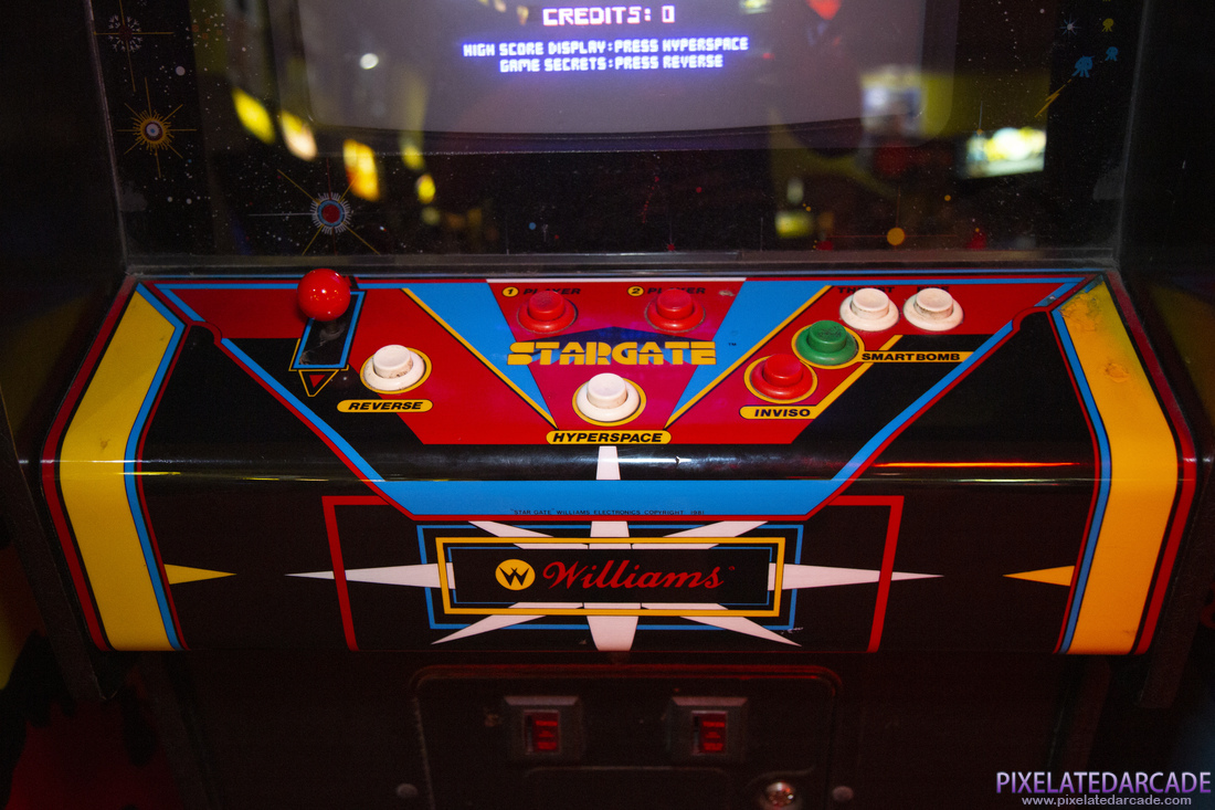 Stargate Photo: Stargate arcade cabinet - Controls