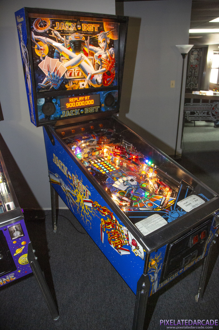 JACK•BOT Photo: JACK•BOT pinball cabinet