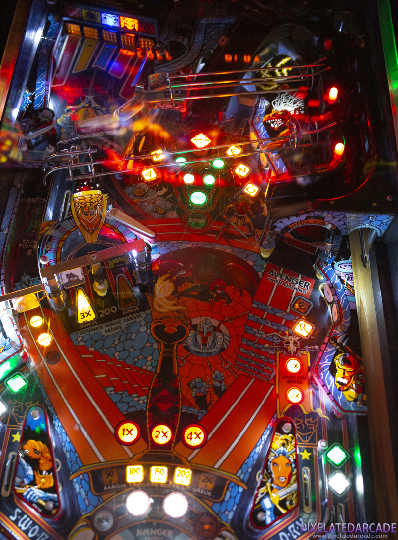 Swords of Fury Photo: Swords of Fury pinball cabinet - Playfield