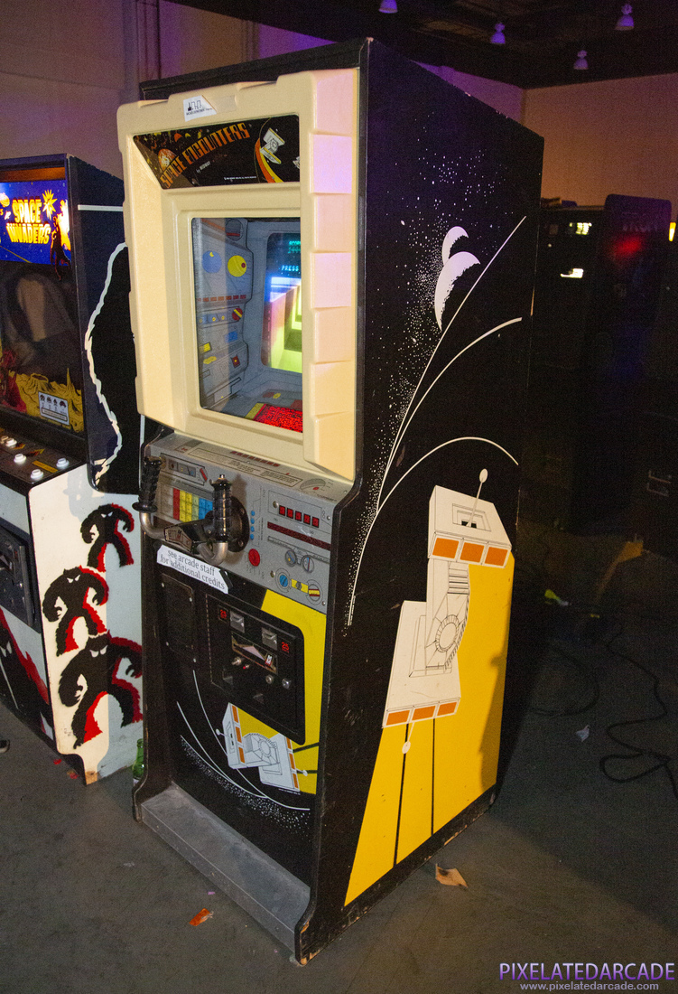 Space Encounters Photo: Space Encounters arcade cabinet