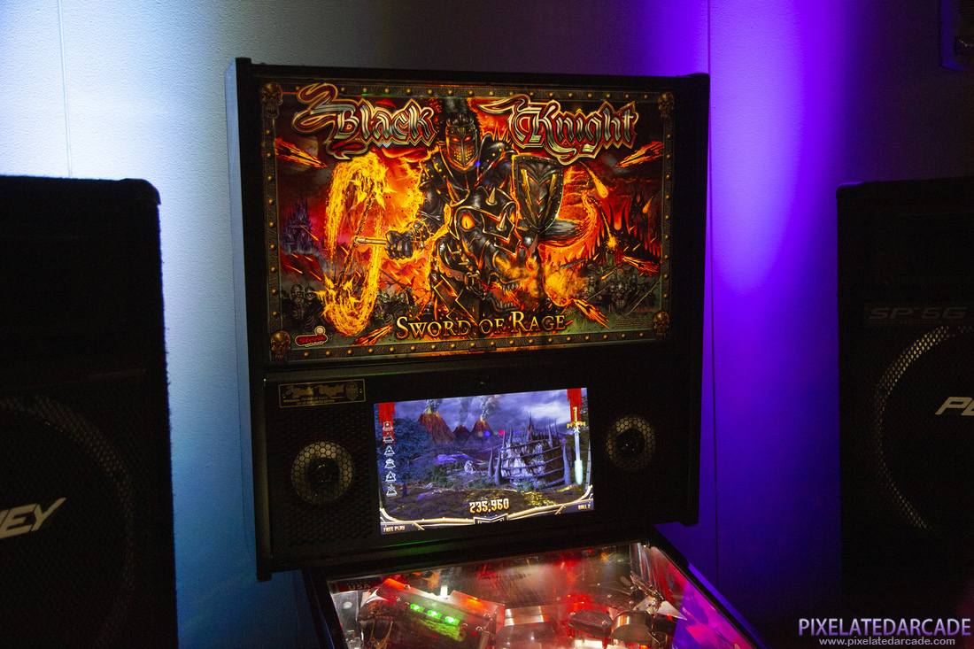 Black Knight: Sword of Rage Photo: Black Knight: Sword of Rage backbox