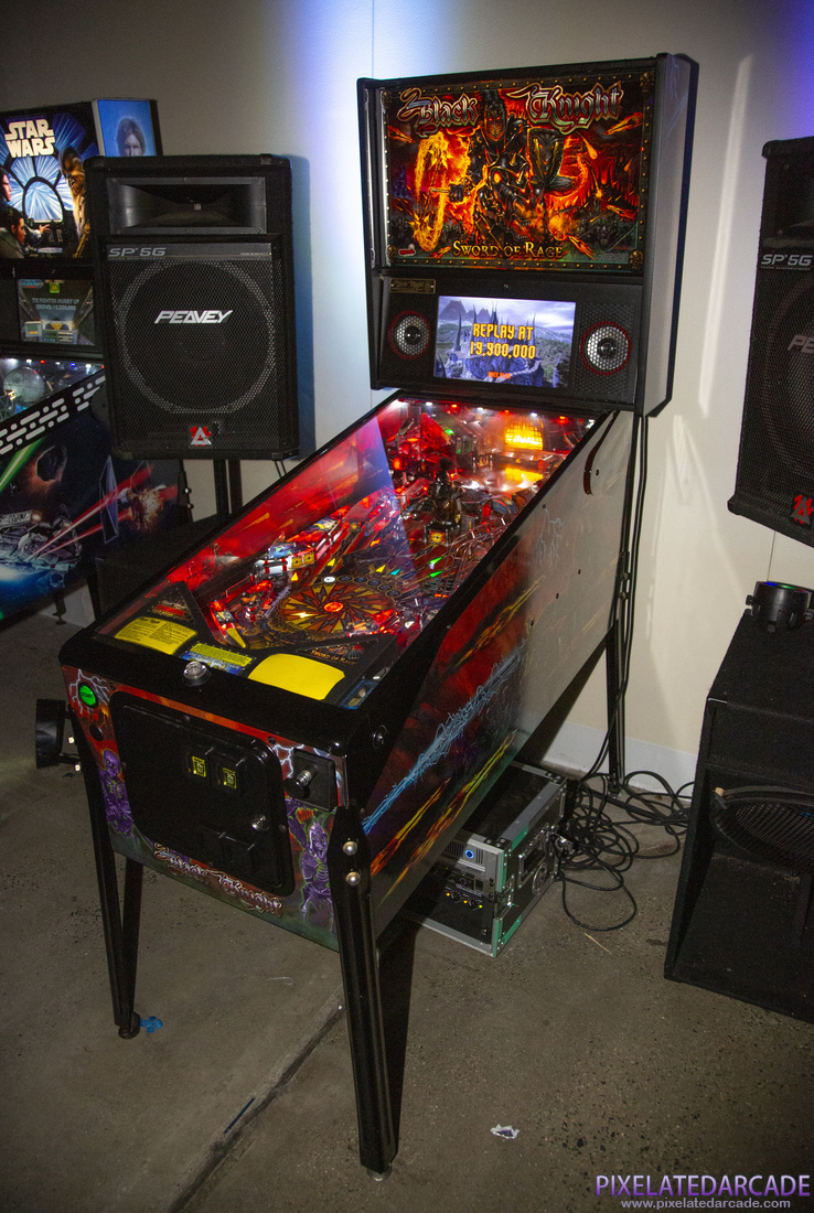 Black Knight: Sword of Rage Photo: Black Knight: Sword of Rage pinball cabinet