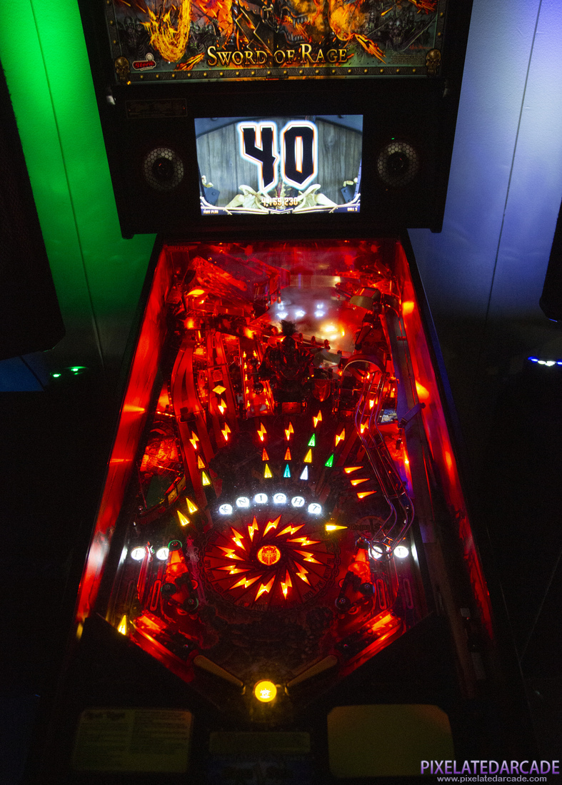 Black Knight: Sword of Rage Photo: Black Knight: Sword of Rage playfield and display