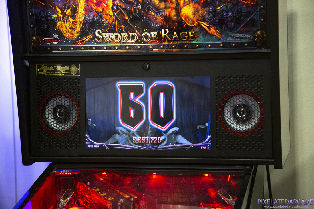 Black Knight: Sword of Rage Photo: Black Knight: Sword of Rage pinball - Display