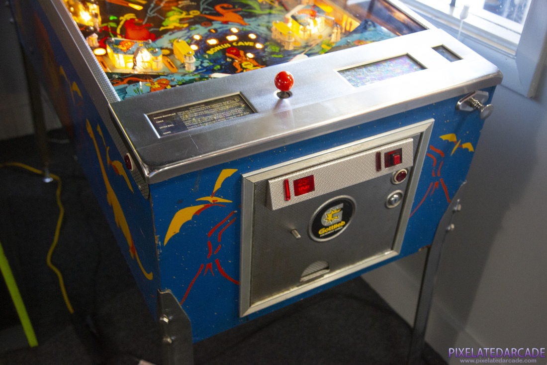 Caveman Photo: Caveman pinball - Cabinet Front