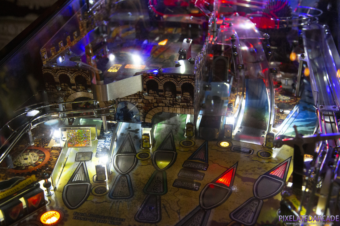 Game of Thrones Photo: Game of Thrones Limited Edition - Playfield detail