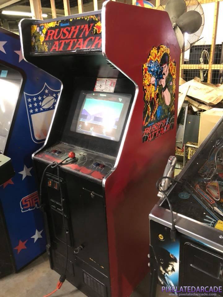 Rush'n Attack Photo: Rush'n Attack in Cliff Hanger cabinet