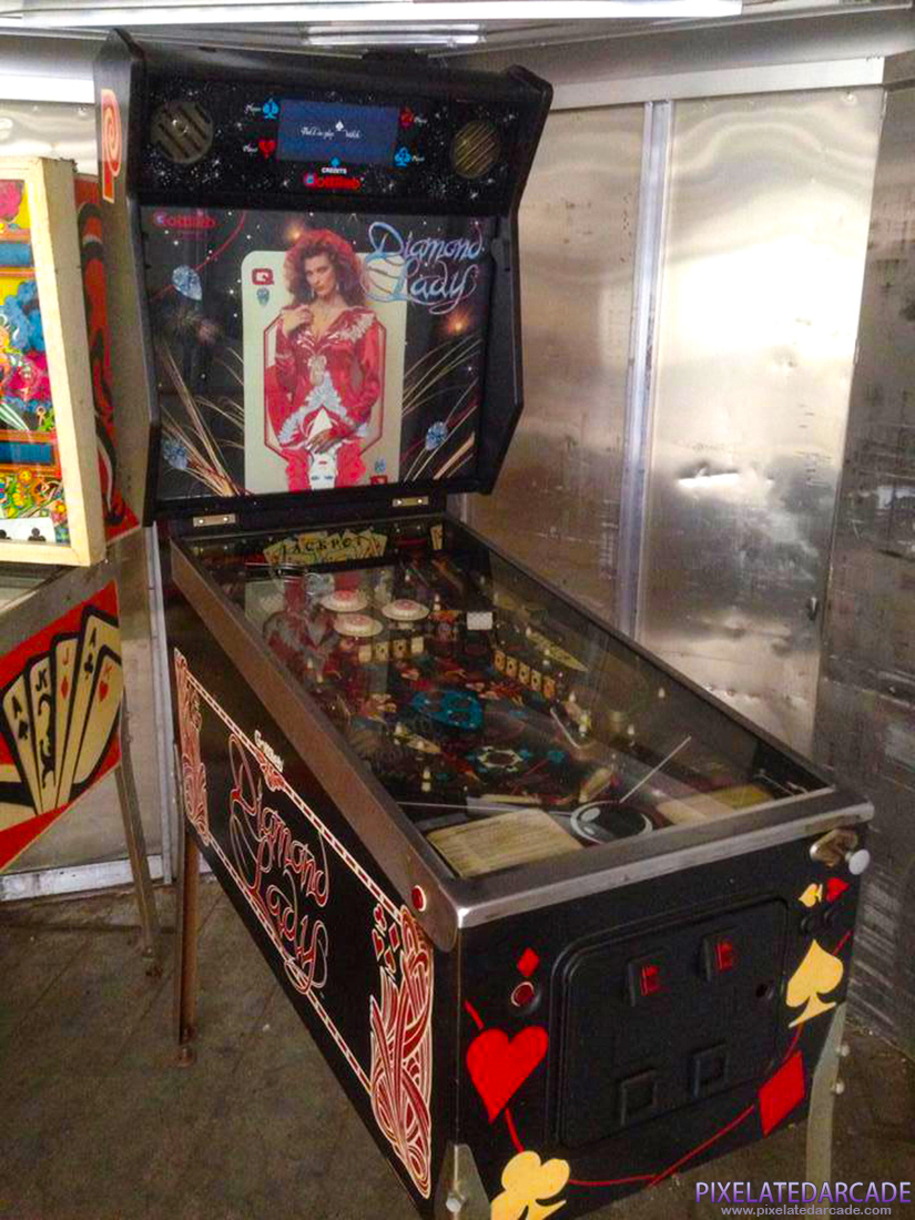 Diamond Lady Photo: Diamond Lady pinball cabinet