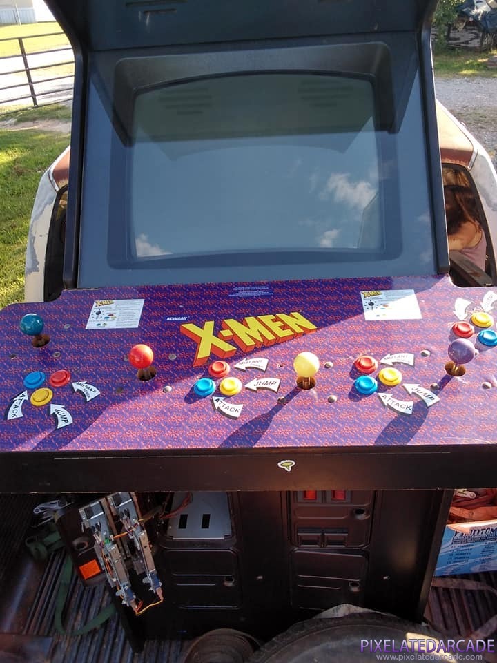 X-Men Photo: X-Men 4 player arcade cabinet - Controls
