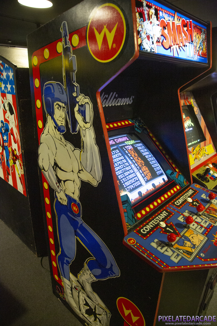 Smash T.V. Photo: Smash T.V. arcade cabinet - Side