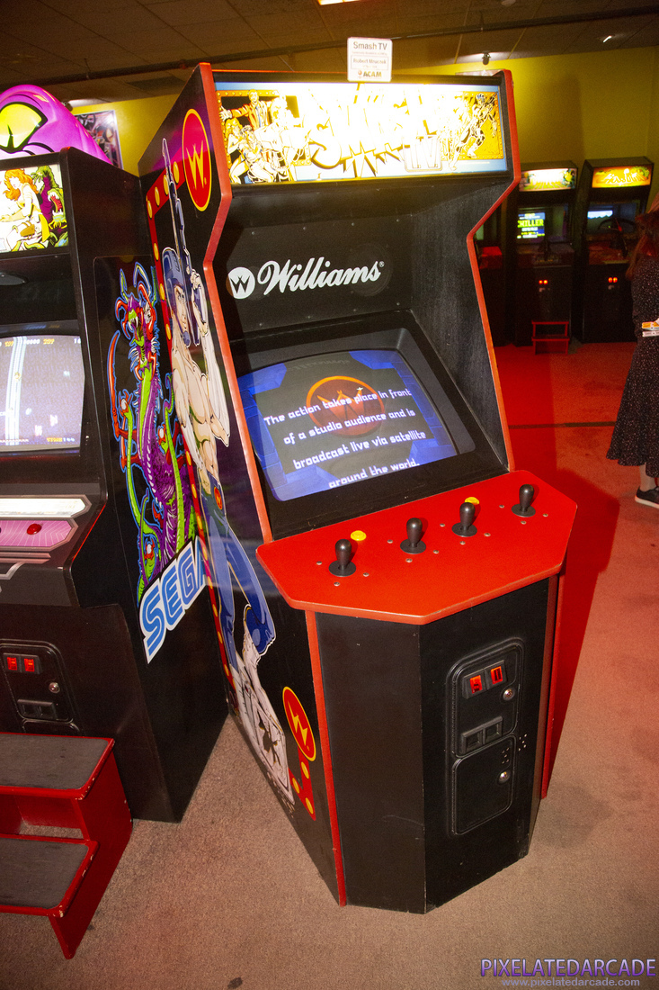 Smash T.V. Photo: Smash T.V. arcade cabinet